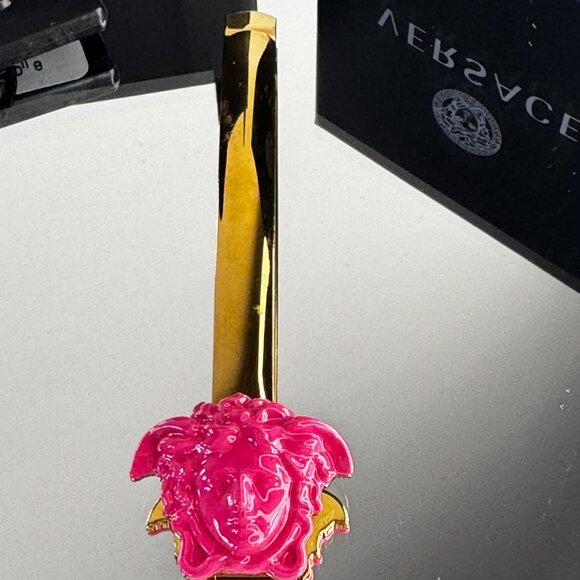 Medusa Hair Clip - Picture 15 of 16